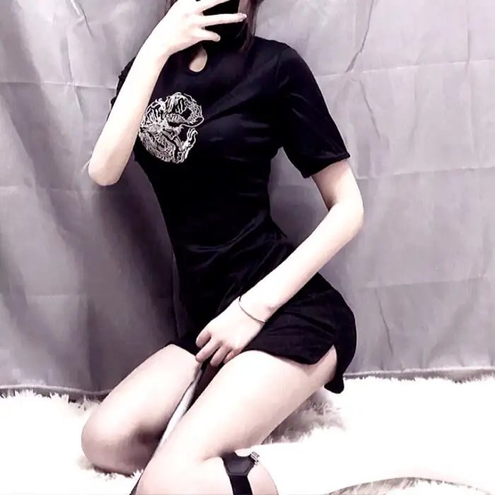 皮裘大衣女人